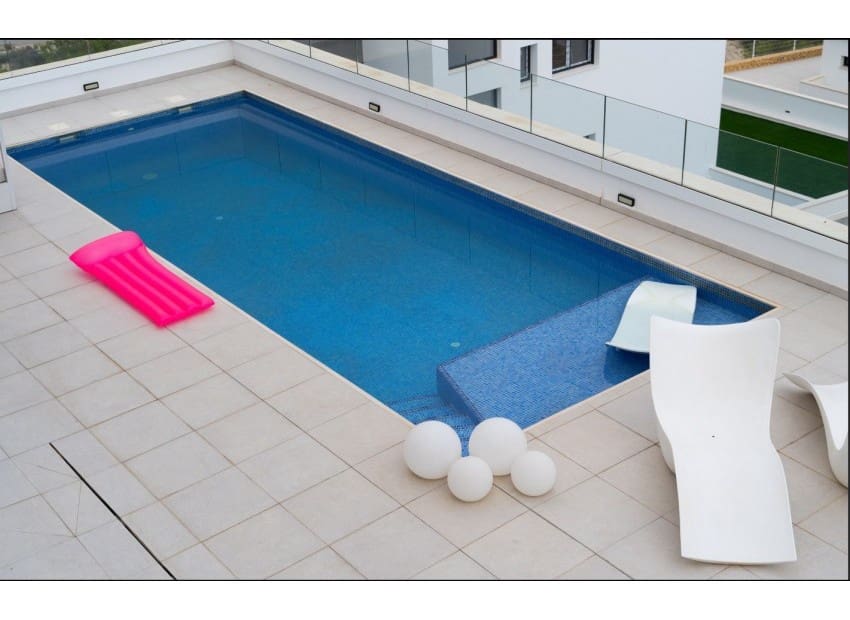 3 bedroom Villa for rent in Finestrat with pool garage - € 4,500 (Ref: 9146497)