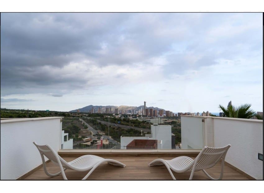 3 bedroom Villa for rent in Finestrat with pool garage - € 4,500 (Ref: 9146497)