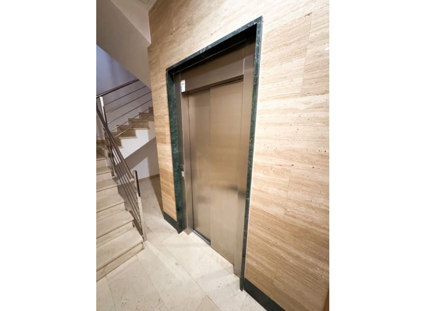 2 quarto Apartamento para venda em Calpe / Calp com garagem - 310 000 € (Ref: 9152684)