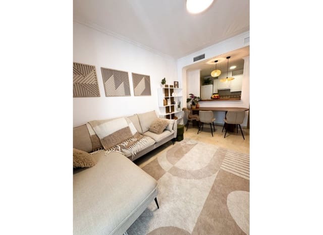 2 bedroom Apartment for sale in Pueblo, Calpe / Calp with garage - € 310,000 (Ref: 9152684)