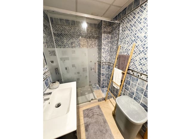 2 bedroom Apartment for sale in Pueblo, Calpe / Calp with garage - € 310,000 (Ref: 9152684)