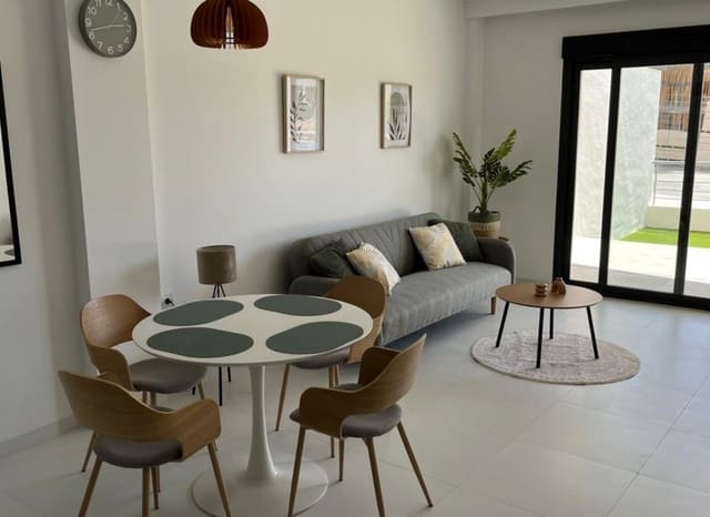 2 Zimmer Apartment zu verkaufen in San Miguel de Salinas mit Pool Garage - 250.000 € (Ref: 9160127)