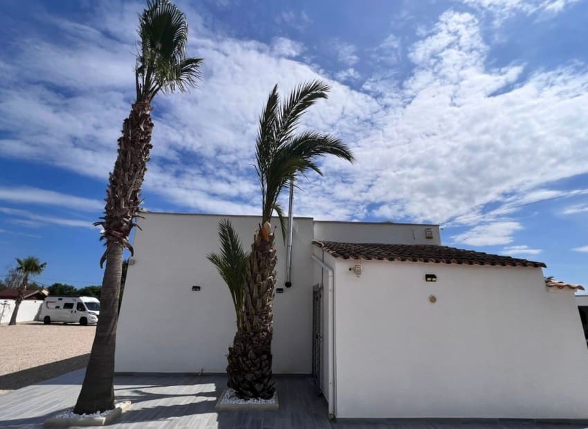 3 chambre Finca/Maison de Campagne à vendre à La Marina avec piscine garage - 425 000 € (Ref: 9165338)