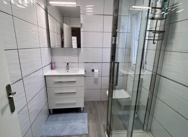 3 soveværelse Finca/Landehus til salg i La Marina, Elche / Elx med swimmingpool garage - € 425.000 (Ref: 9165338)