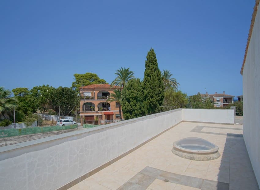 6 soverom Villa til salgs i Denia med svømmebasseng - € 1 850 000 (Ref: 9167398)