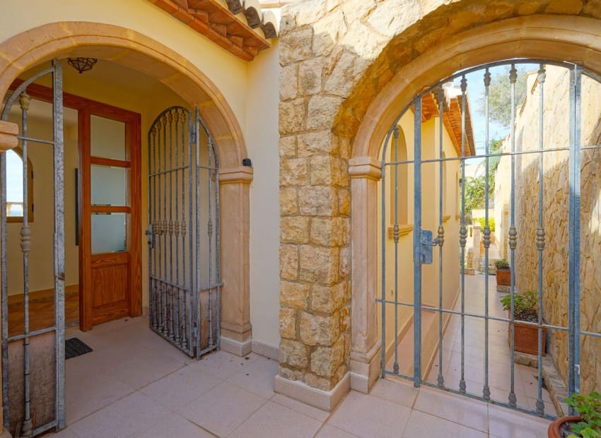 5 Zimmer Villa zu verkaufen in Javea / Xabia mit Pool - 2.250.000 € (Ref: 9167399)