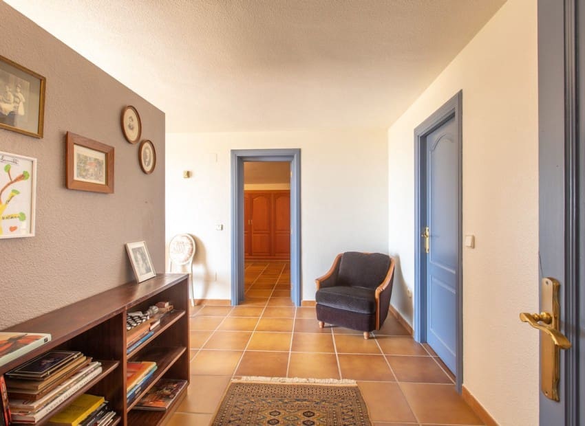 4 makuuhuone Huvila myytävänä paikassa Altea mukana uima-altaan 
autotalli - 1 290 000 € (Ref: 9172385)