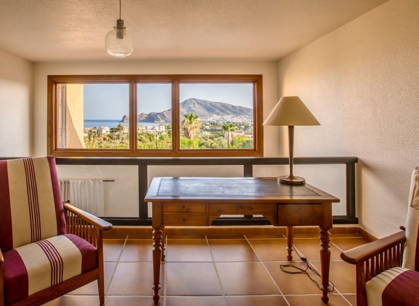 4 makuuhuone Huvila myytävänä paikassa Altea mukana uima-altaan 
autotalli - 1 290 000 € (Ref: 9172385)