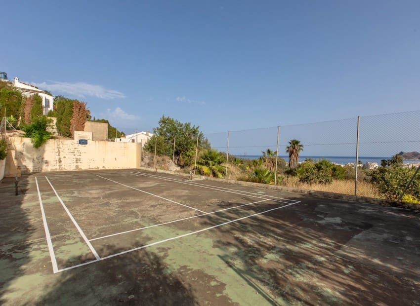 4 makuuhuone Huvila myytävänä paikassa Altea mukana uima-altaan 
autotalli - 1 290 000 € (Ref: 9172385)