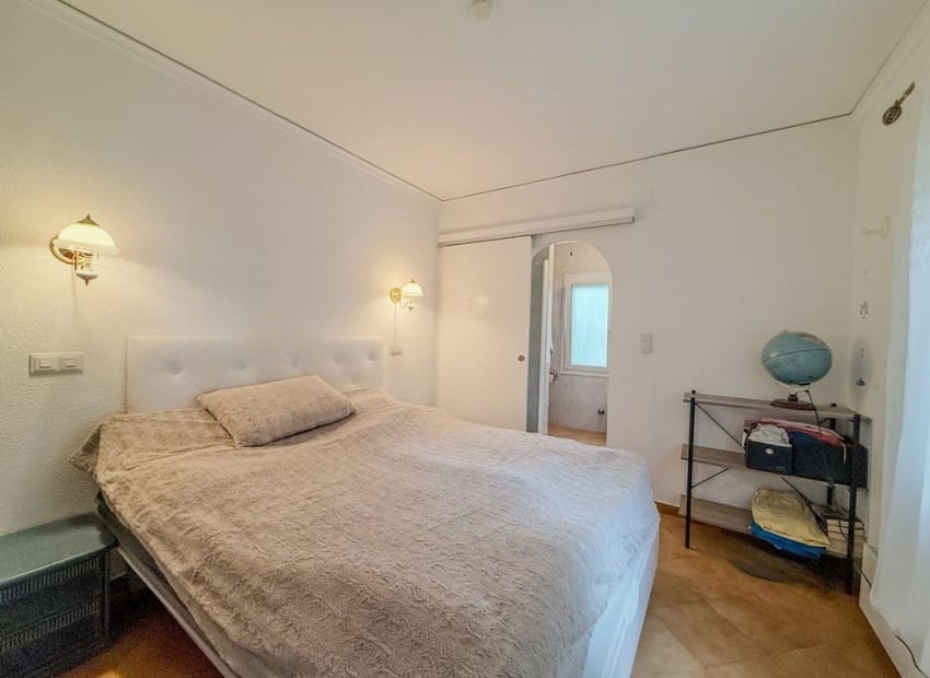 4 slaapkamer Villa te koop in Denia met zwembad - € 595.000 (Ref: 9172455)