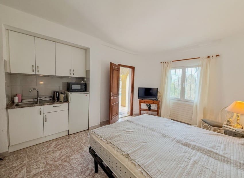 4 slaapkamer Villa te koop in Denia met zwembad - € 595.000 (Ref: 9172455)