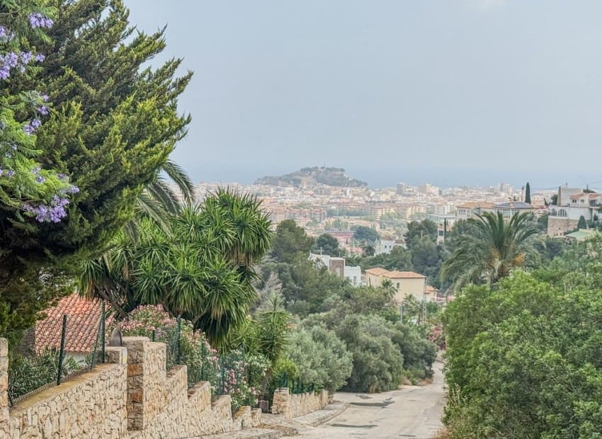 4 slaapkamer Villa te koop in Denia met zwembad - € 595.000 (Ref: 9172455)