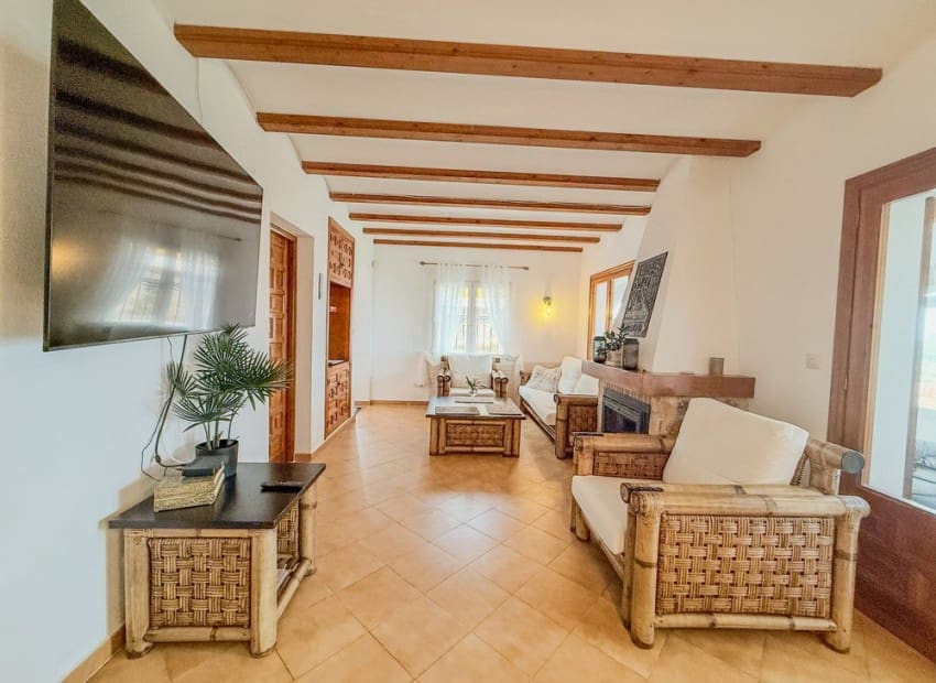 4 slaapkamer Villa te koop in Denia met zwembad - € 595.000 (Ref: 9172455)