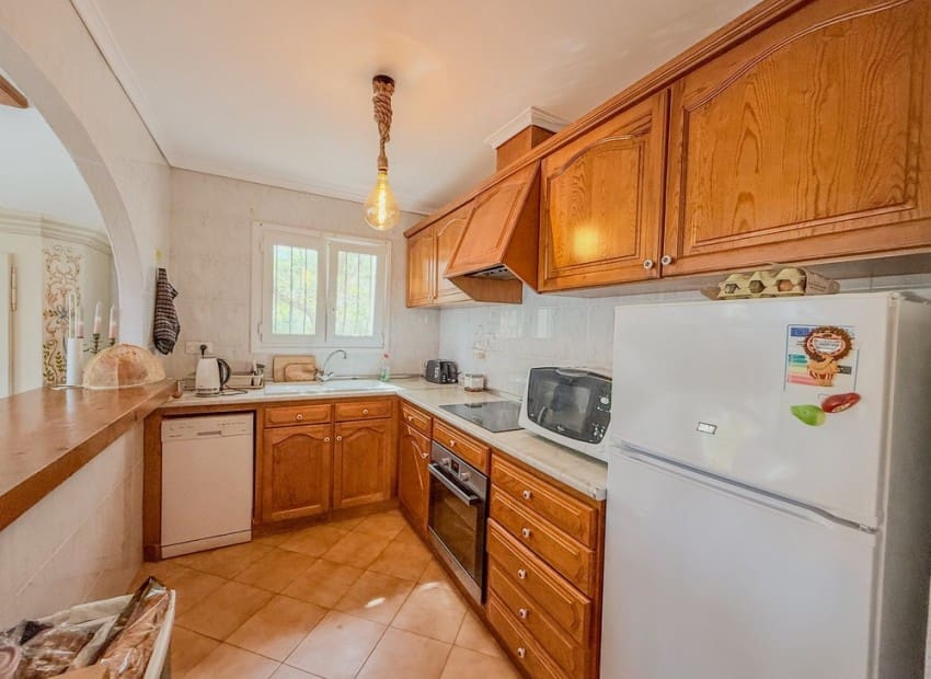 4 slaapkamer Villa te koop in Denia met zwembad - € 595.000 (Ref: 9172455)