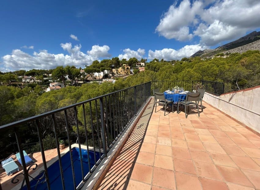 5 slaapkamer Villa te koop in Altea la Vella met zwembad - € 750.000 (Ref: 9176034)