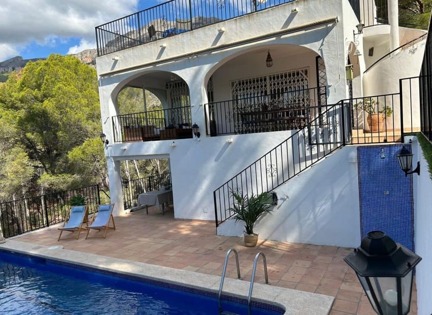 5 slaapkamer Villa te koop in Altea la Vella met zwembad - € 750.000 (Ref: 9176034)
