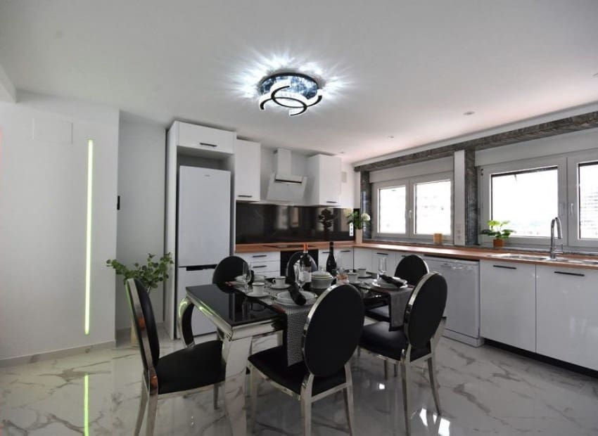 5 soveværelse Lejlighed til salg i Calpe / Calp med swimmingpool garage - € 1.200.000 (Ref: 9180163)