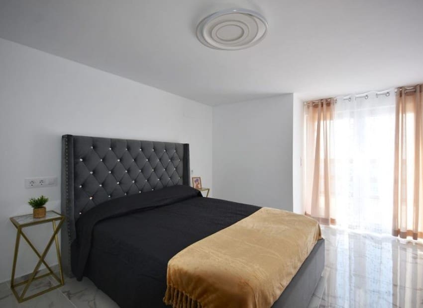 5 soveværelse Lejlighed til salg i Calpe / Calp med swimmingpool garage - € 1.200.000 (Ref: 9180163)