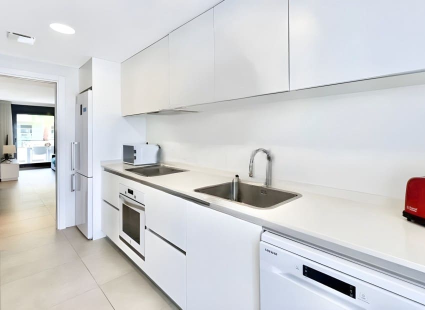 2 soveværelse Lejlighed til salg i Arenal med swimmingpool garage - € 425.000 (Ref: 9181533)