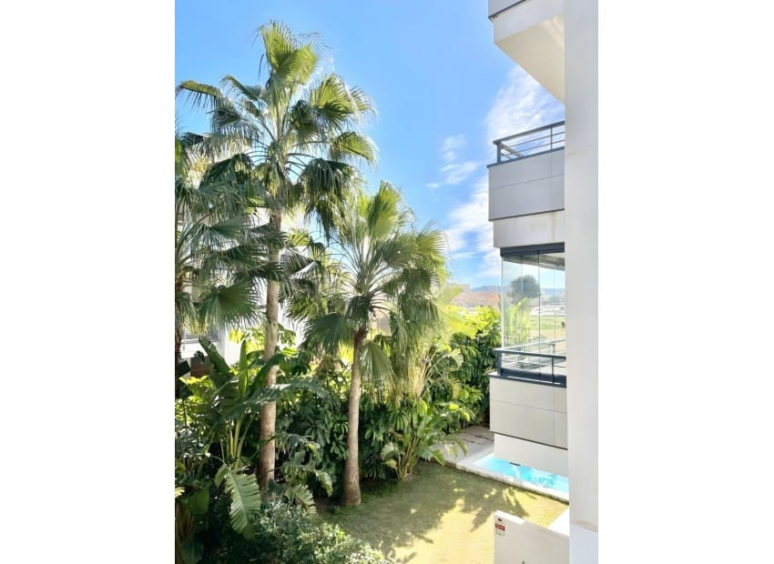 2 soveværelse Lejlighed til salg i Arenal med swimmingpool garage - € 425.000 (Ref: 9181533)