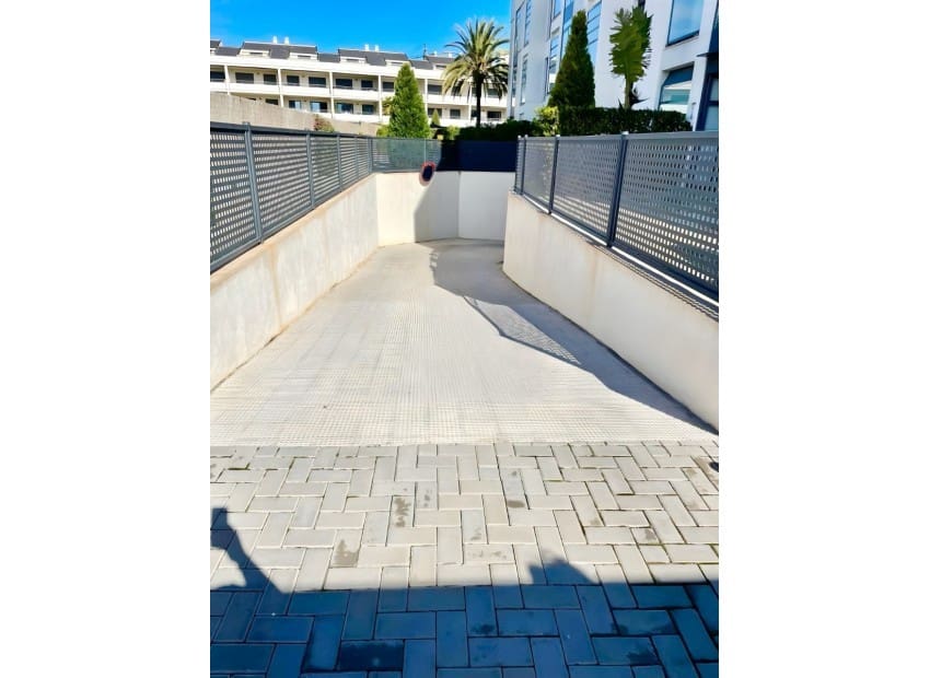 2 soveværelse Lejlighed til salg i Arenal med swimmingpool garage - € 425.000 (Ref: 9181533)