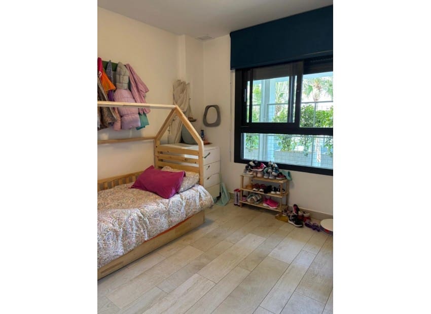 3 soveværelse Lejlighed til salg i Arenal med swimmingpool - € 499.500 (Ref: 9181916)