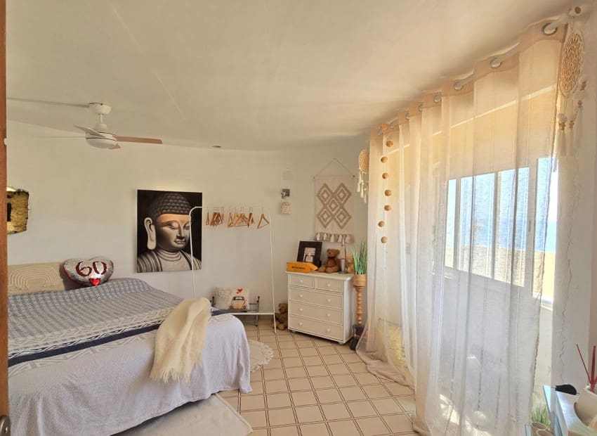 3 bedroom Villa for sale in Altea with pool garage - € 1,365,000 (Ref: 9186581)