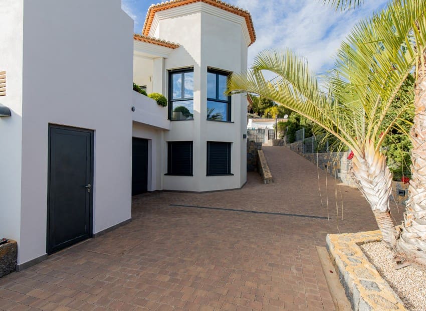 4 camera da letto Villa in vendita in Calpe / Calp con piscina garage - 1.980.000 € (Rif: 9189855)