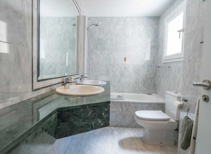 2 soveværelse Lejlighed til salg i Altea med garage - € 795.000 (Ref: 9190256)