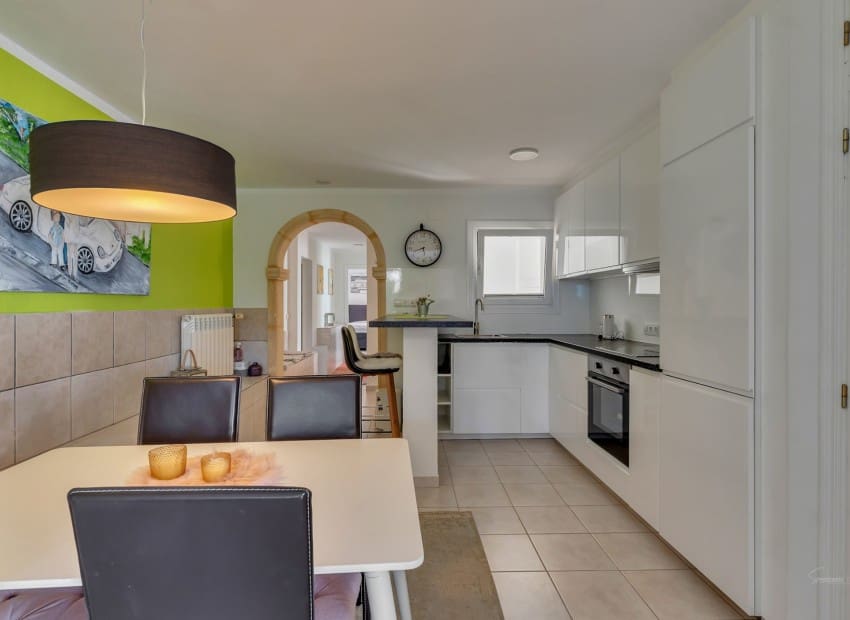 4 sovrum Villa till salu i Moraira med pool garage - 1 390 000 € (Ref: 9190257)