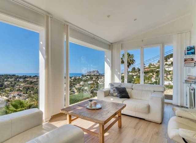 4 camera da letto Villa in vendita in Pinar del Advocat - Cometa, Teulada-Moraira con piscina garage - 1.390.000 € (Rif: 9190257)