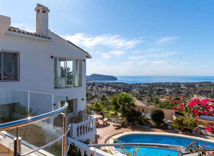 4 sovrum Villa till salu i Moraira med pool garage - 1 390 000 € (Ref: 9190257)