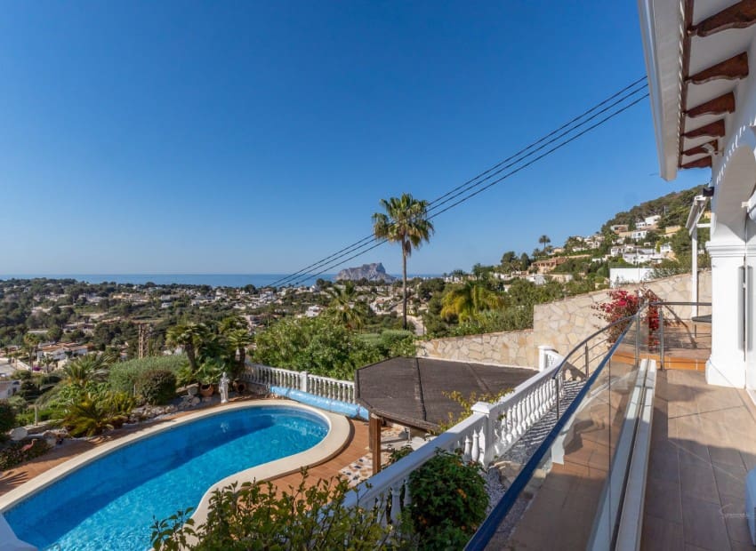 4 sovrum Villa till salu i Moraira med pool garage - 1 390 000 € (Ref: 9190257)