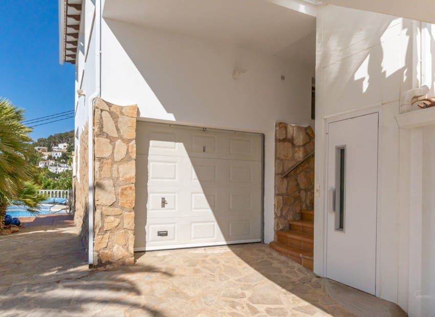 4 sovrum Villa till salu i Moraira med pool garage - 1 390 000 € (Ref: 9190257)