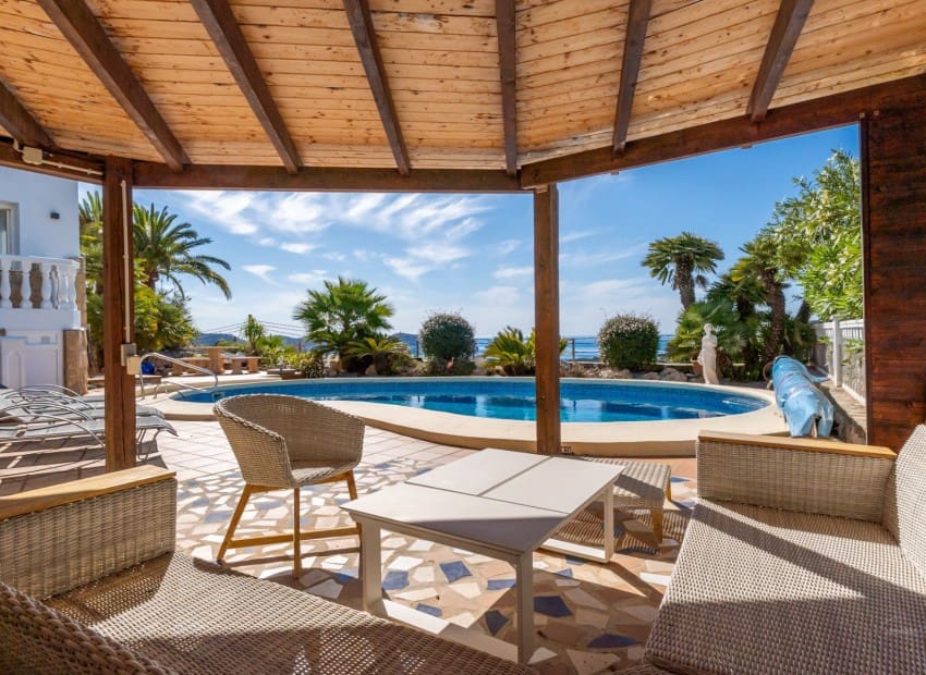 4 sovrum Villa till salu i Moraira med pool garage - 1 390 000 € (Ref: 9190257)