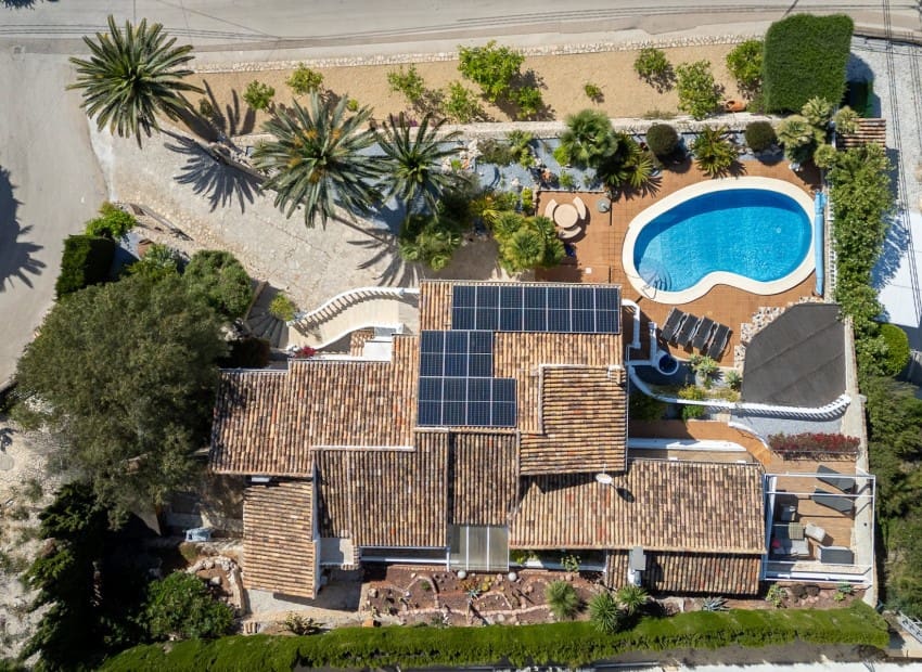 4 sovrum Villa till salu i Moraira med pool garage - 1 390 000 € (Ref: 9190257)