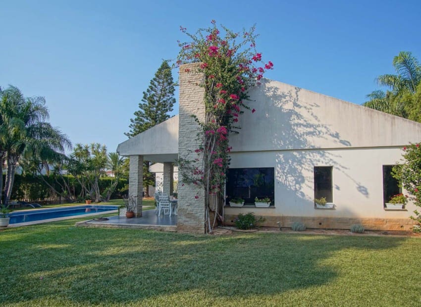 4 quarto Moradia para venda em Denia com piscina - 1 190 000 € (Ref: 9190493)