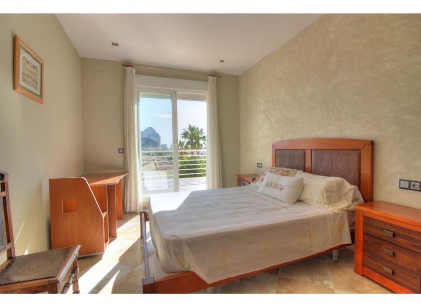 5 soverom Villa til salgs i Calpe / Calp med svømmebasseng garasje - € 680 000 (Ref: 9194719)