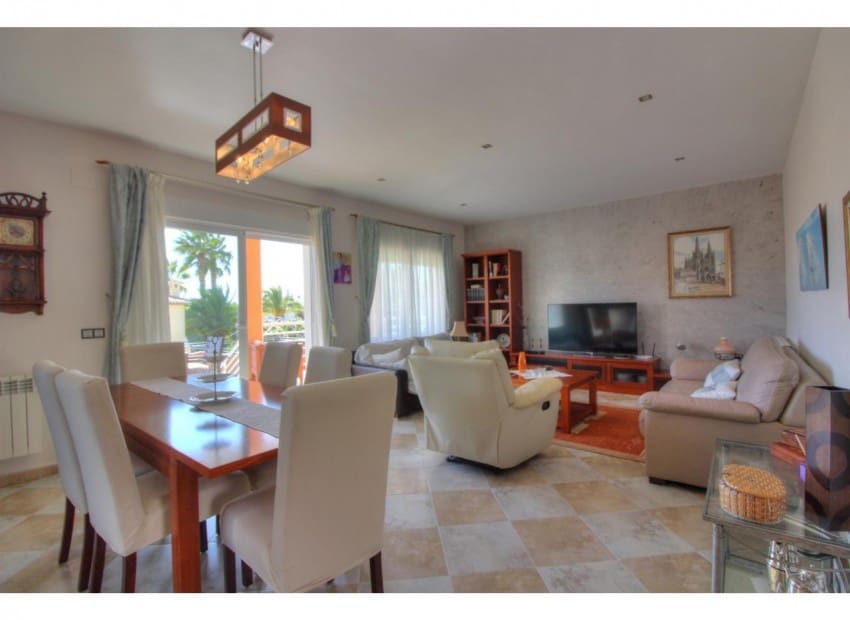 5 soverom Villa til salgs i Calpe / Calp med svømmebasseng garasje - € 680 000 (Ref: 9194719)