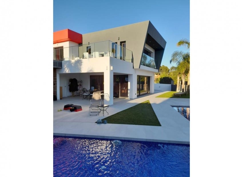 5 quarto Moradia para venda em Calpe / Calp com piscina - 950 000 € (Ref: 9196919)