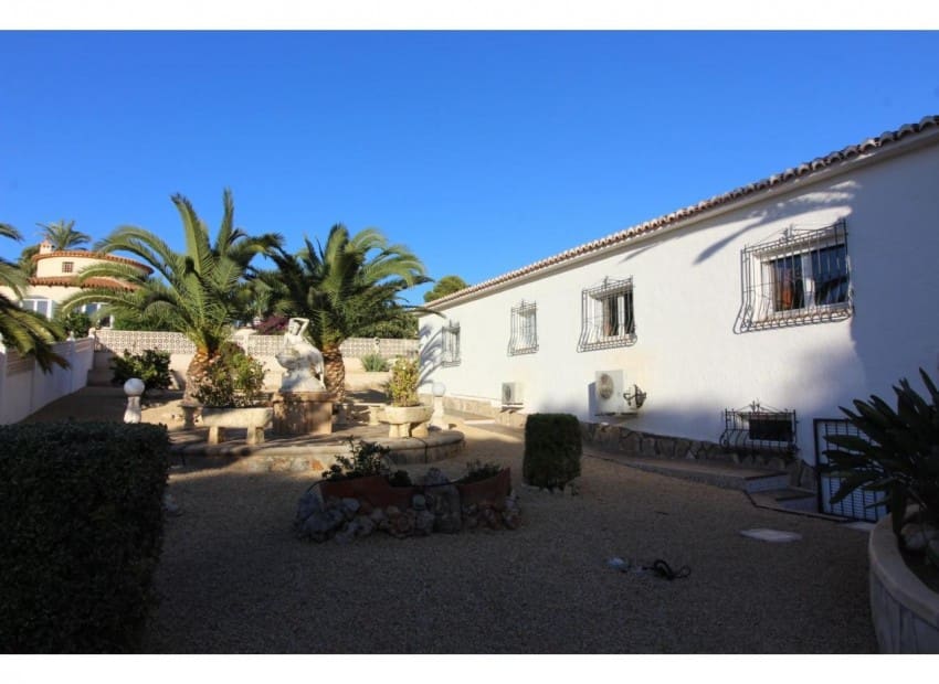 5 soverom Villa til salgs i Calpe / Calp med svømmebasseng - € 785 000 (Ref: 9196921)