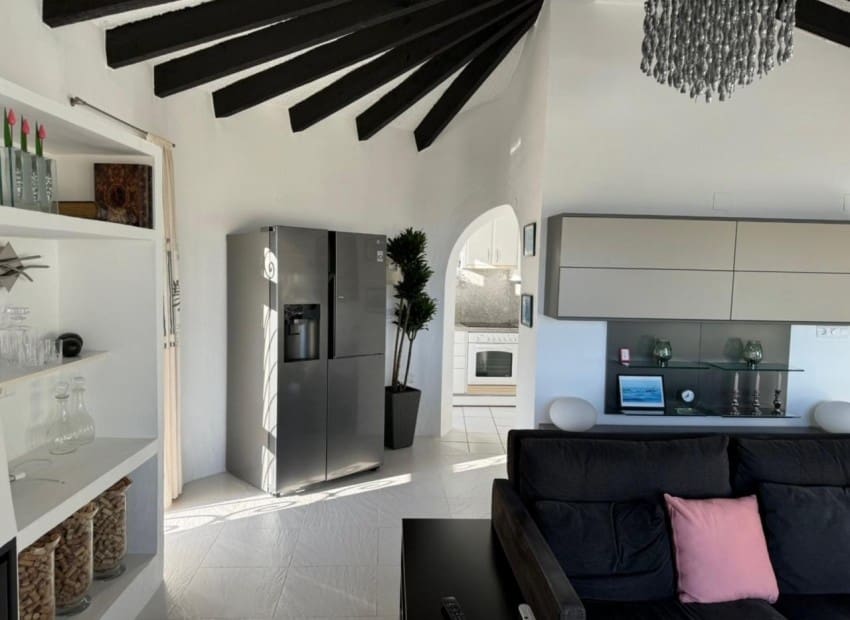 3 sypialnia Willa na sprzedaż w Calpe / Calp z basenem garażem - 675 000 € (Ref: 9197081)