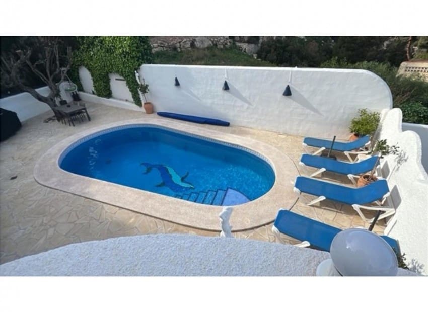 3 sypialnia Willa na sprzedaż w Calpe / Calp z basenem garażem - 675 000 € (Ref: 9197081)