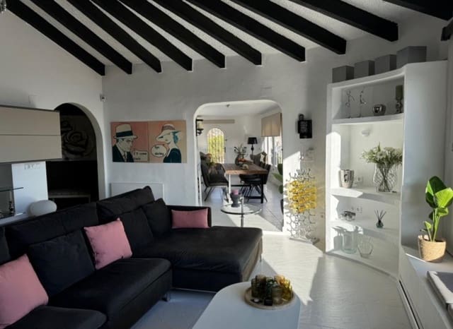 3 soverom Villa til salgs i Maryvilla, Calpe / Calp med svømmebasseng garasje - € 675 000 (Ref: 9197081)