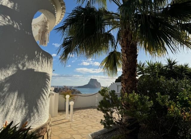 3 soverom Villa til salgs i Maryvilla, Calpe / Calp med svømmebasseng garasje - € 675 000 (Ref: 9197081)
