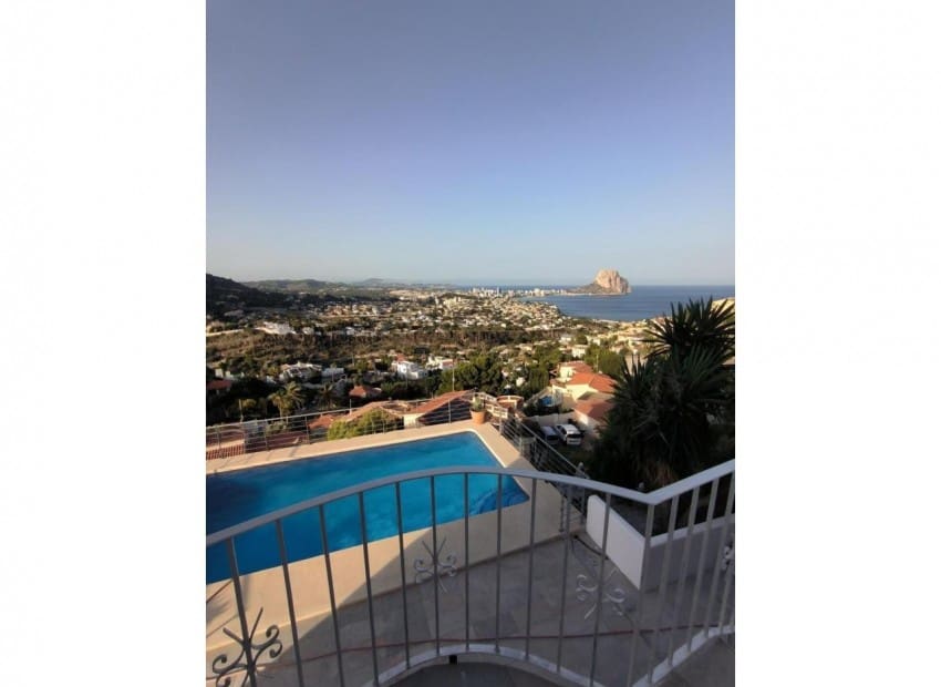 4 quarto Moradia para venda em Calpe / Calp com piscina - 950 000 € (Ref: 9197337)