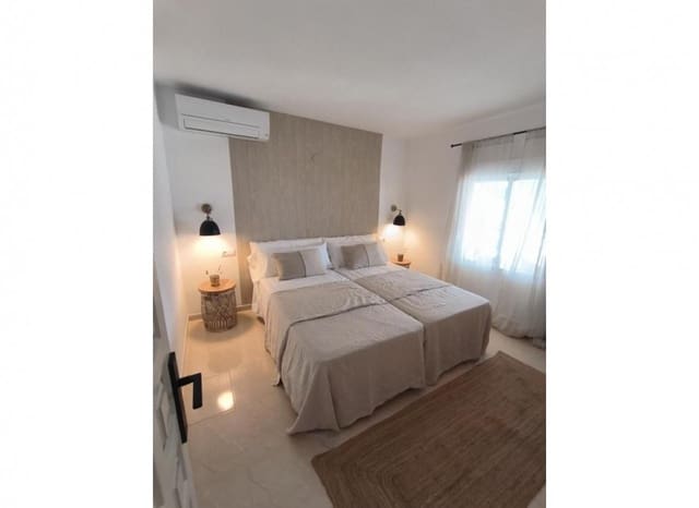 4 quarto Moradia para venda em Maryvilla, Calpe / Calp com piscina - 950 000 € (Ref: 9197337)