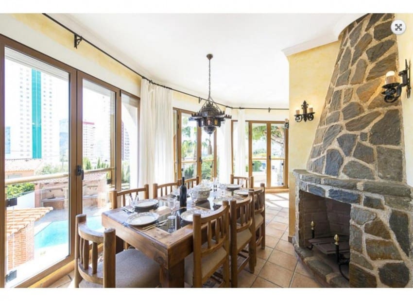 4 sypialnia Willa na sprzedaż w Calpe / Calp z basenem garażem - 775 000 € (Ref: 9197363)