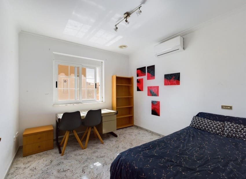 5 soveværelse Villa til salg i Calpe / Calp med swimmingpool - € 620.000 (Ref: 9198155)