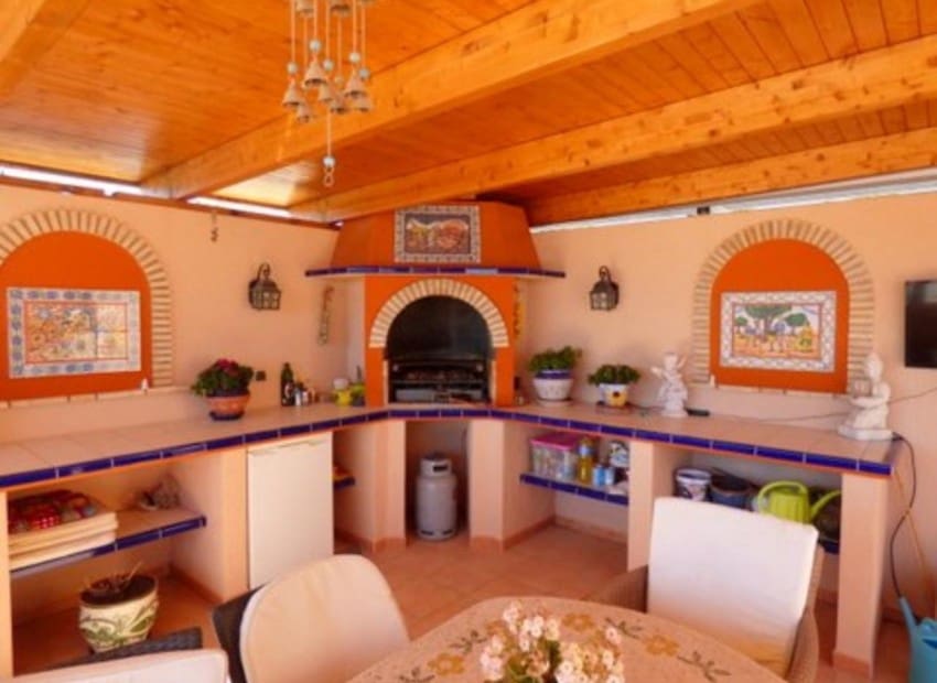 7 soverom Villa til salgs i Alfaz del Pi / L'Alfas del Pi med svømmebasseng - € 699 000 (Ref: 9198156)